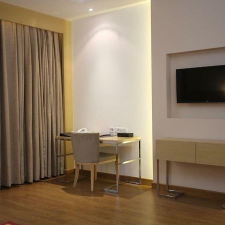 Country Inn & Suites By Radisson, Meerut Ngoại thất bức ảnh