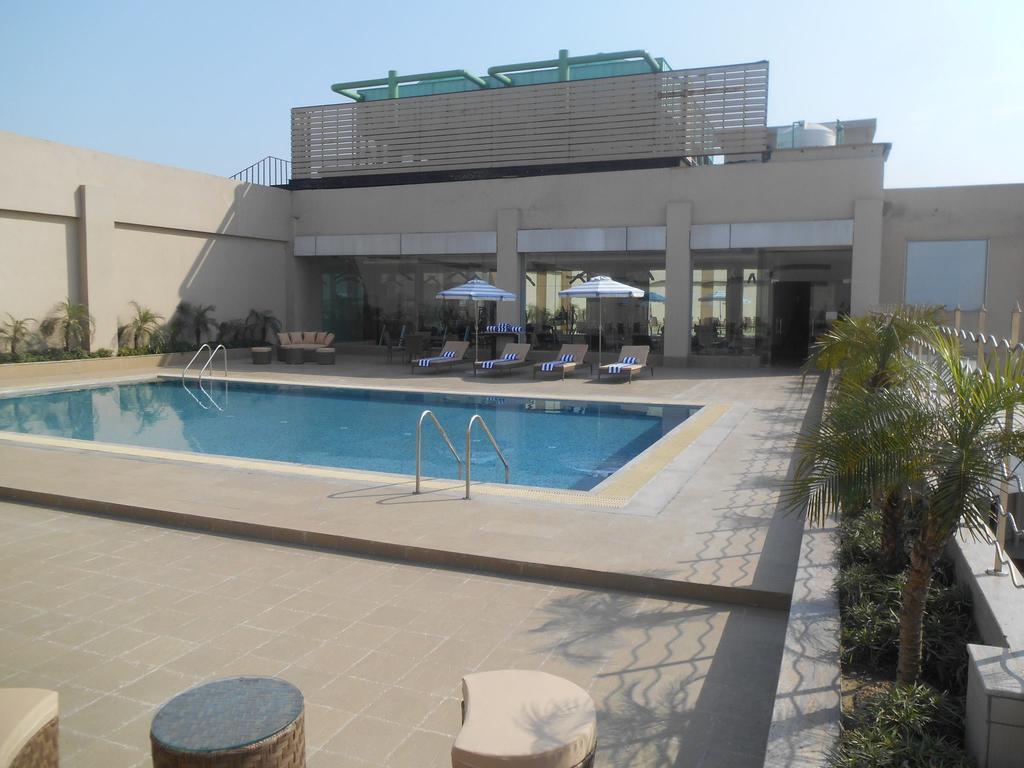 Country Inn & Suites By Radisson, Meerut Ngoại thất bức ảnh