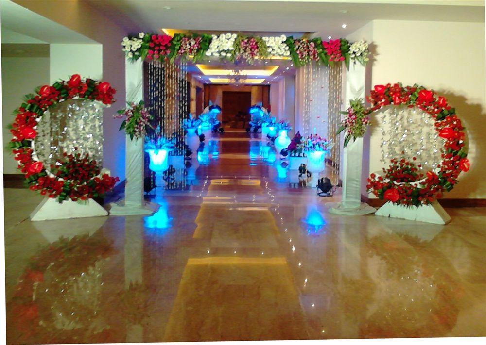 Country Inn & Suites By Radisson, Meerut Ngoại thất bức ảnh
