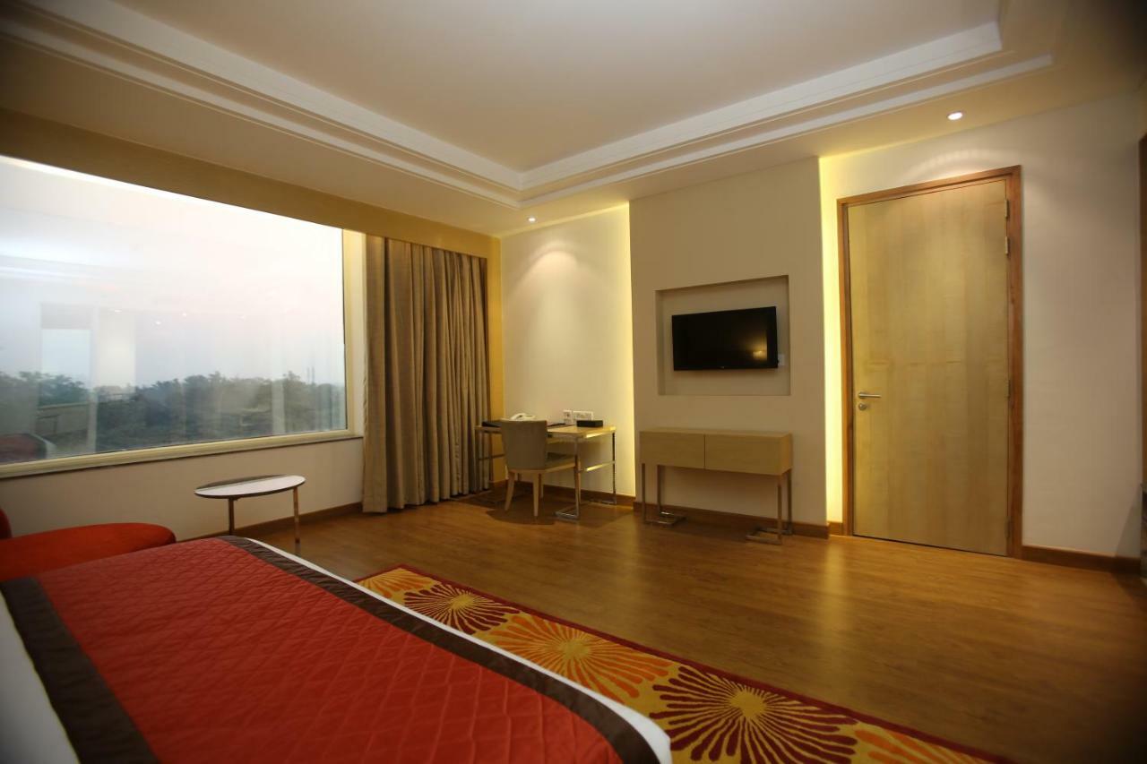 Country Inn & Suites By Radisson, Meerut Ngoại thất bức ảnh
