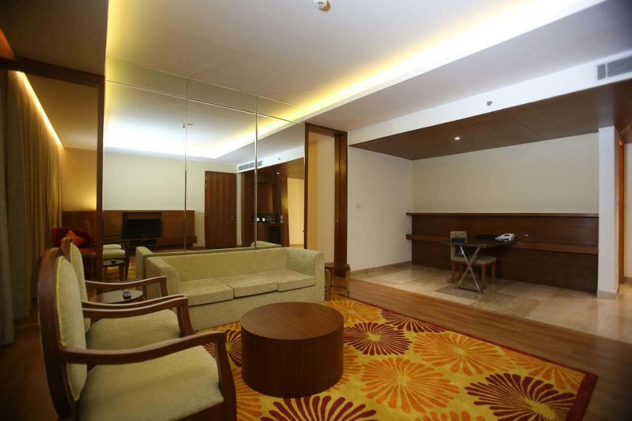 Country Inn & Suites By Radisson, Meerut Ngoại thất bức ảnh